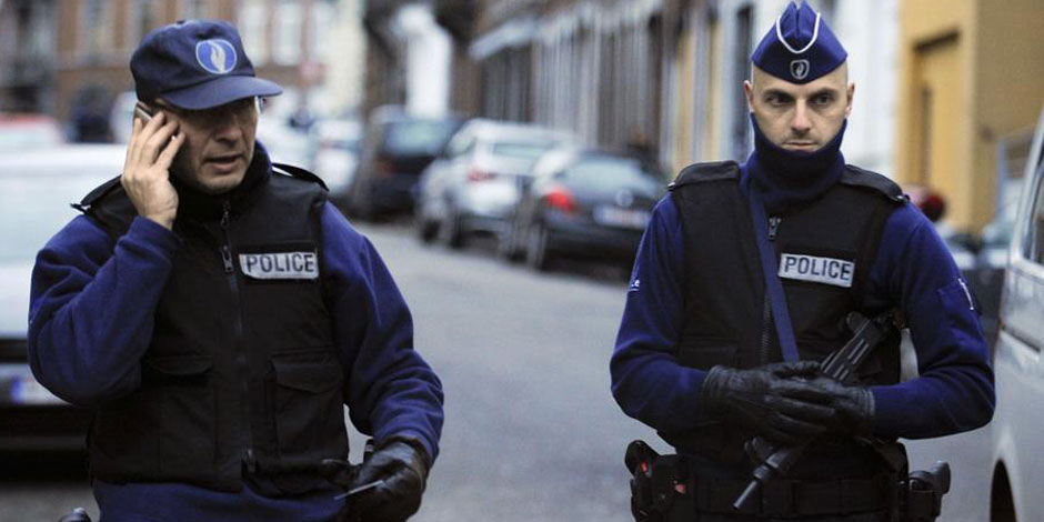 Opérations anti-terroristes: 12 perquisitions et 15 interpellations dont 2 en France (IMAGES et VIDEO)