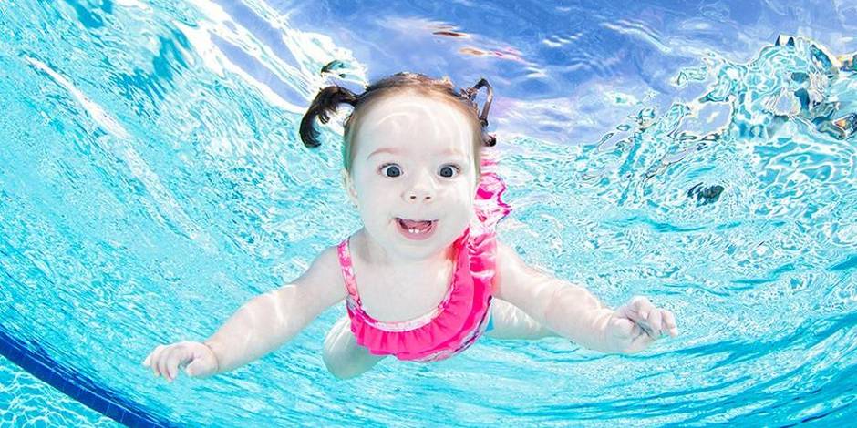 Les Photos Marrantes De Bebes Sous L Eau Dh Les Sports