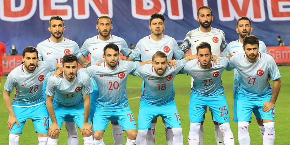 Euro 2016: Arda Turan guidera une sélection turque qui mixe l'expérience et la jeunesse